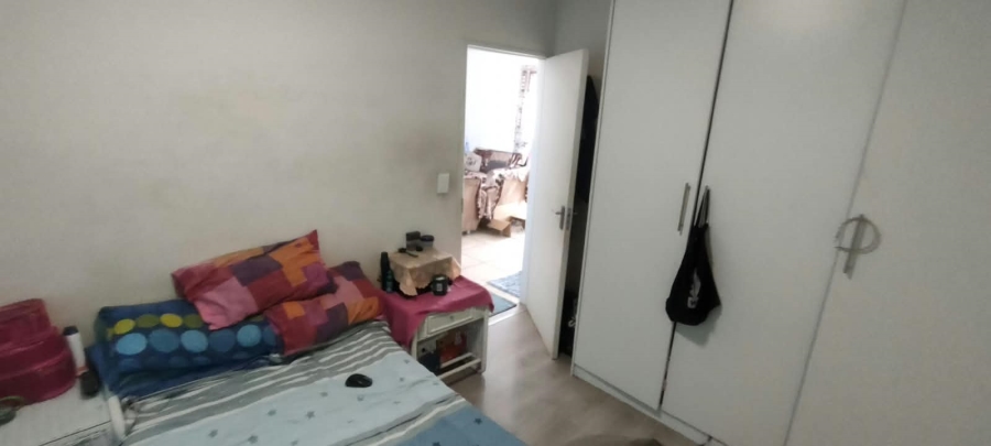 2 Bedroom Property for Sale in Cravenby Western Cape